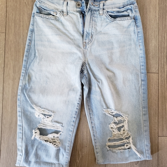 So High Rise Ripped Jeans - Picture 9 of 9